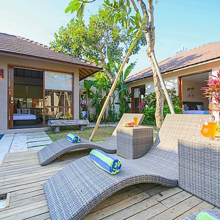 Samana Villas Legian Habitación foto