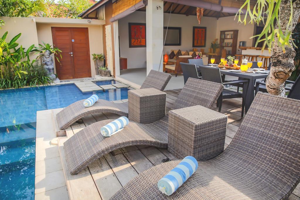Samana Villas Legian Exterior foto